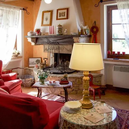 Sleeps 11 Pool Air Con Wifi Toscella