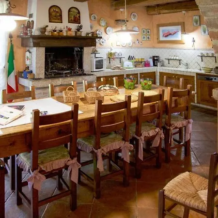 Sleeps 11 Pool Air Con Wifi * Toscella